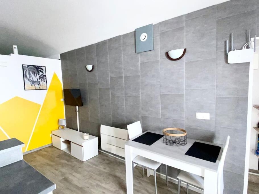 Location T1 Bis Daire Le Pouzin Dış mekan fotoğraf